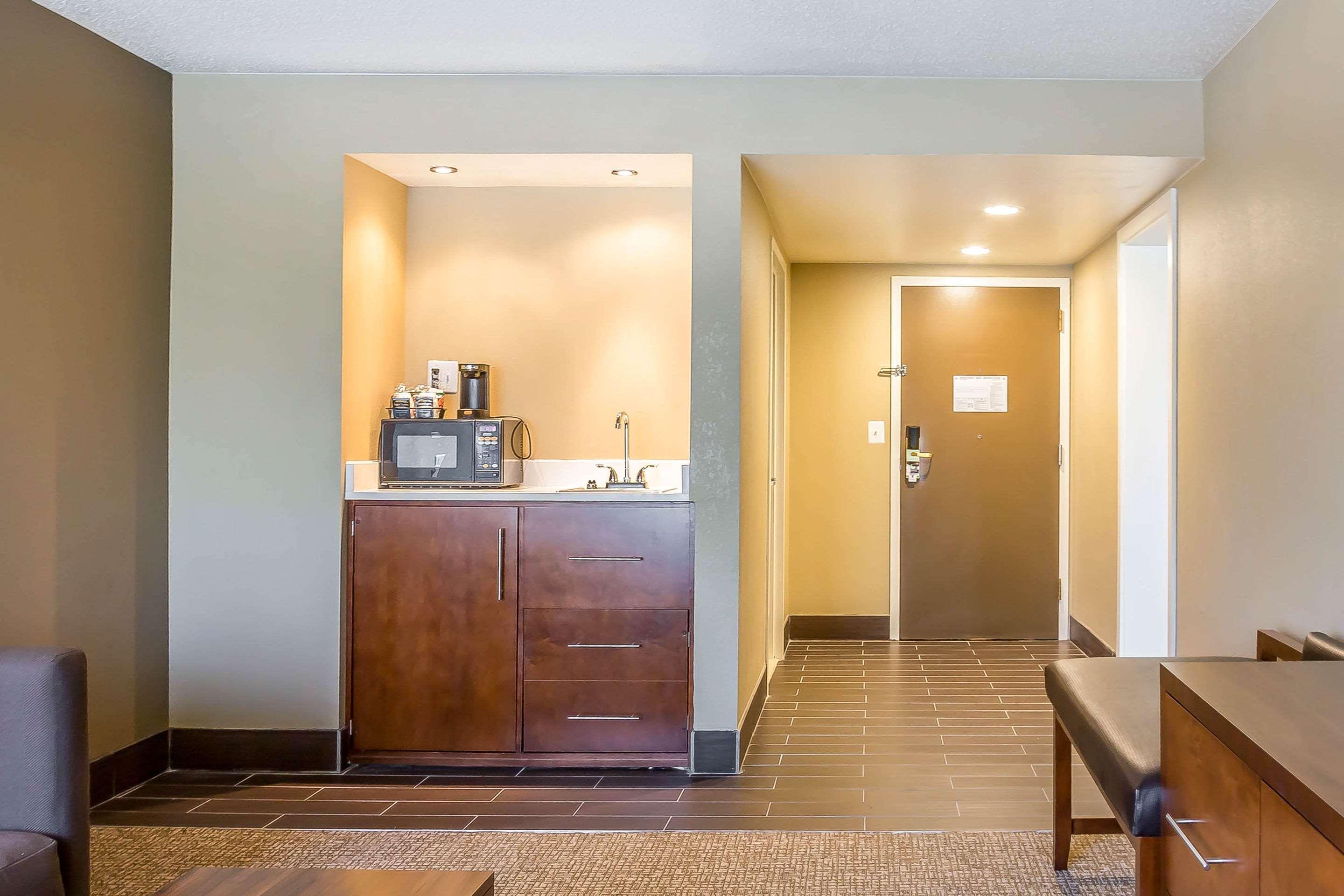 Comfort Inn & Suites אברדין מראה חיצוני תמונה