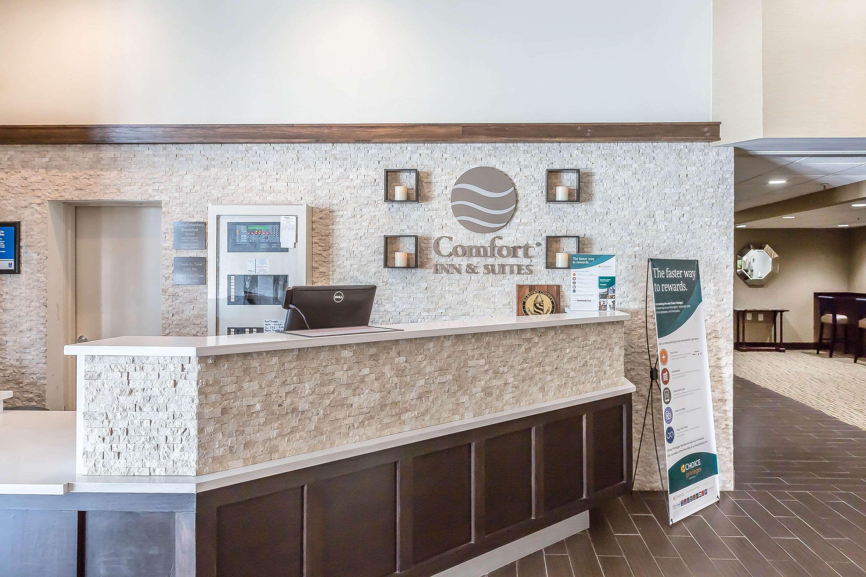 Comfort Inn & Suites אברדין מראה חיצוני תמונה