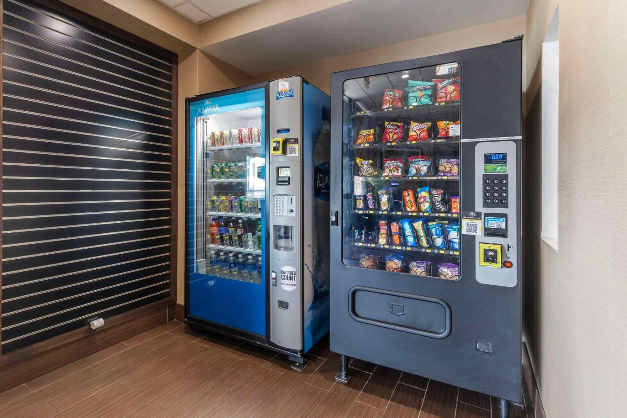 Comfort Inn & Suites אברדין מראה חיצוני תמונה