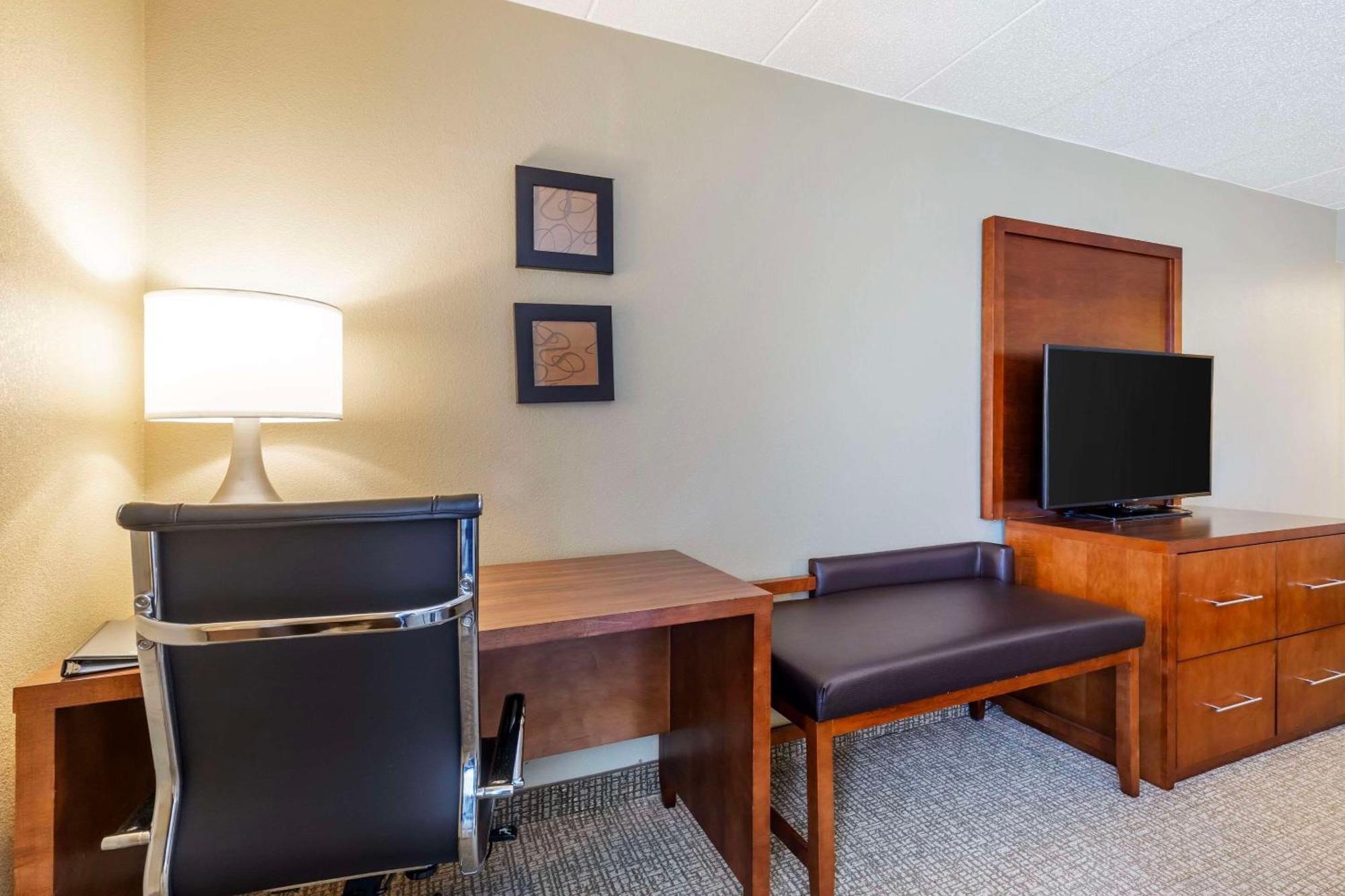 Comfort Inn & Suites אברדין מראה חיצוני תמונה