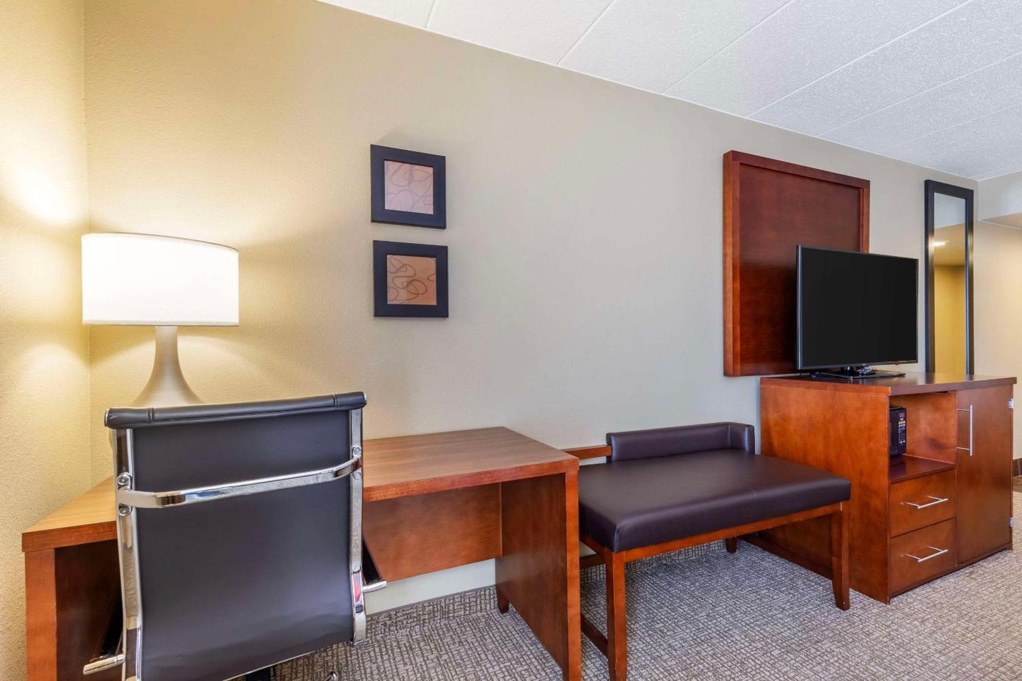 Comfort Inn & Suites אברדין מראה חיצוני תמונה