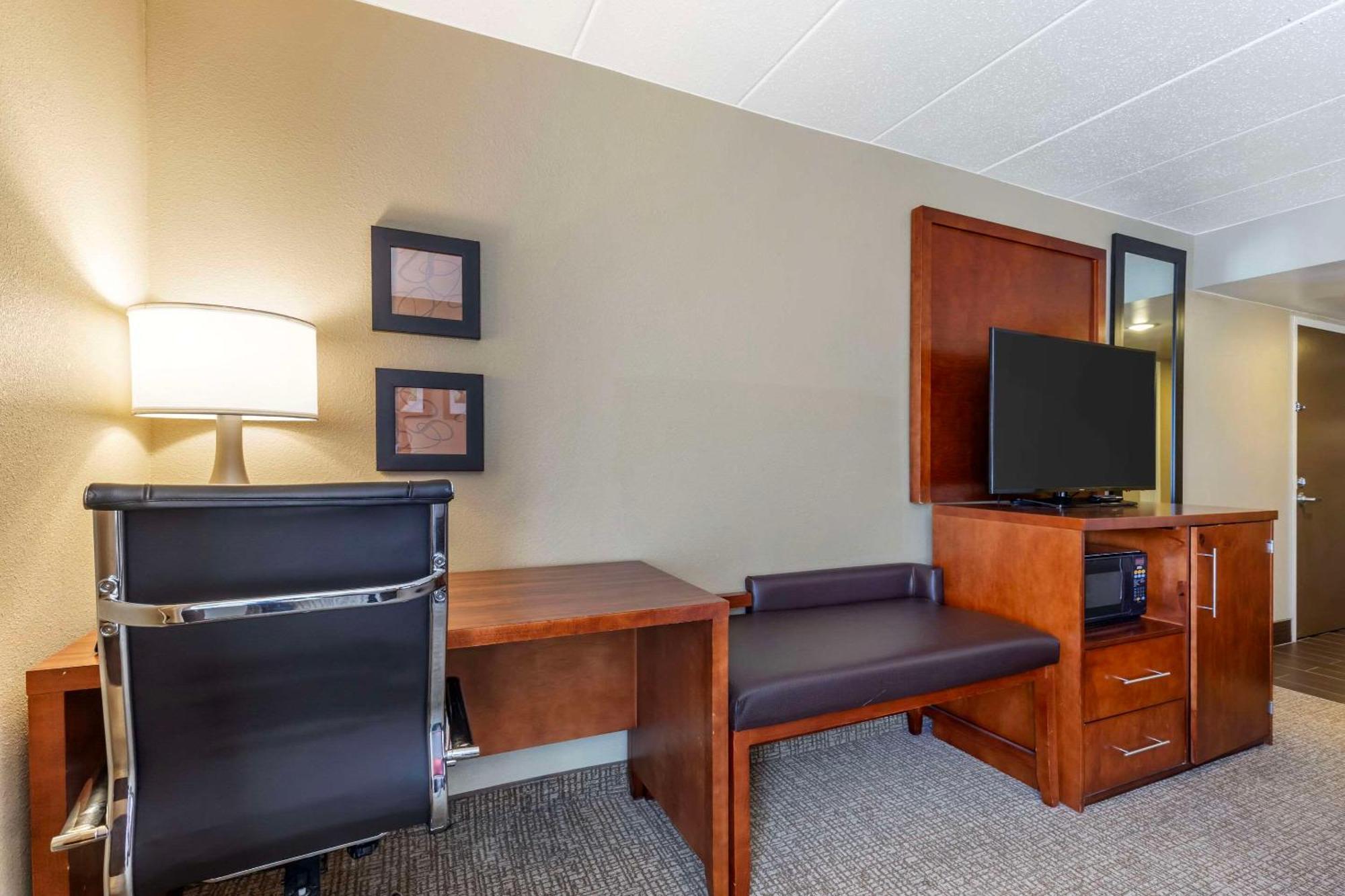 Comfort Inn & Suites אברדין מראה חיצוני תמונה