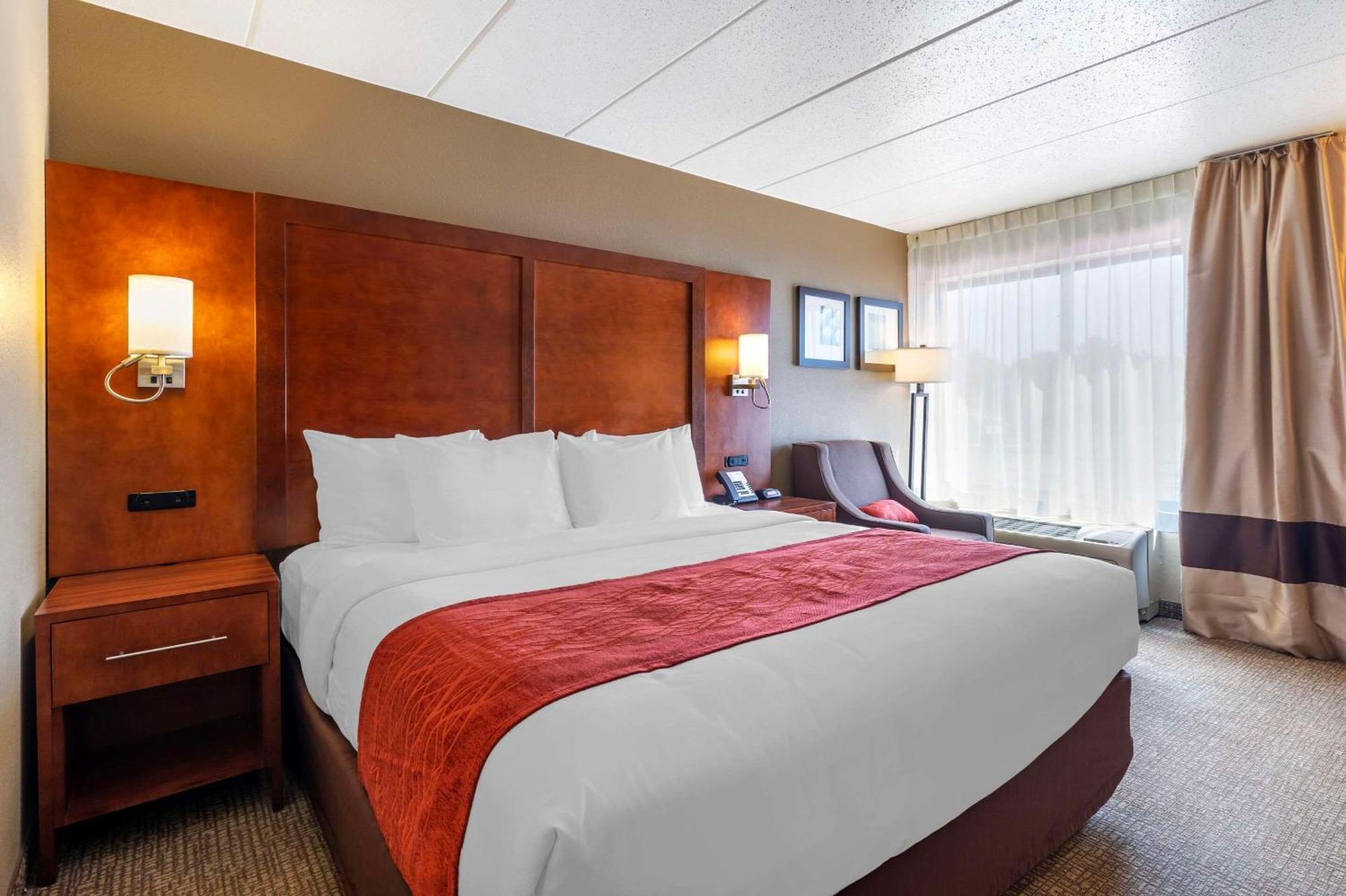 Comfort Inn & Suites אברדין מראה חיצוני תמונה