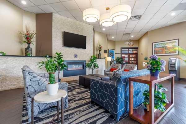 Comfort Inn & Suites אברדין מראה חיצוני תמונה